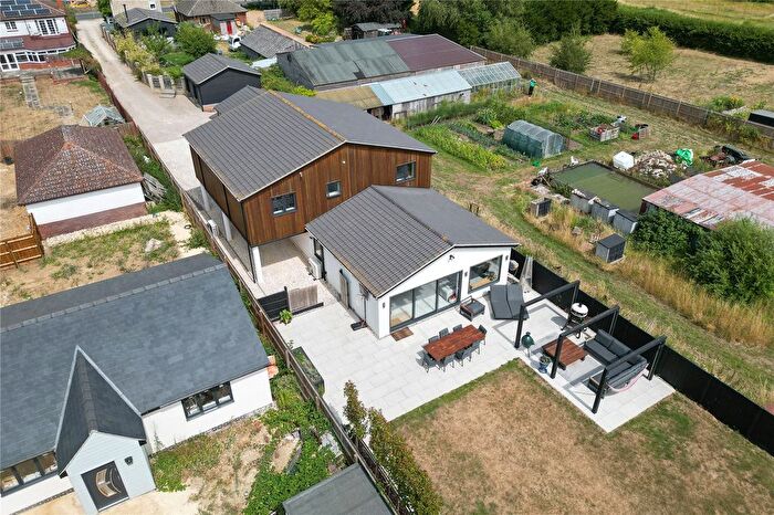 4 Bedroom Detached House For Sale In Rampton Road, Willingham, Cambridge, Cambridgeshire, CB24