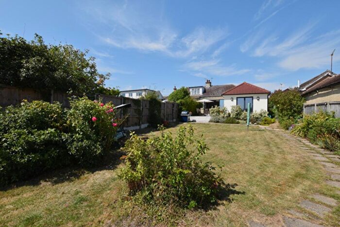 3 Bedroom Semi-Detached Bungalow For Sale In Spital Road, Maldon, CM9