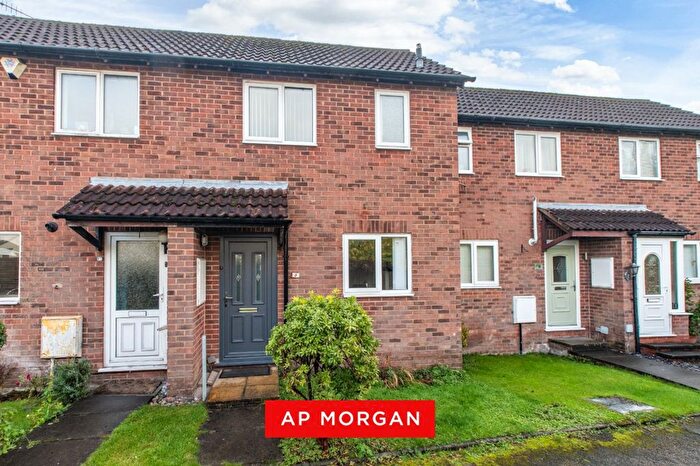 1 Bedroom Terraced House For Sale In Minster Walk, Catshill, Bromsgrove, Worcestershire, B61