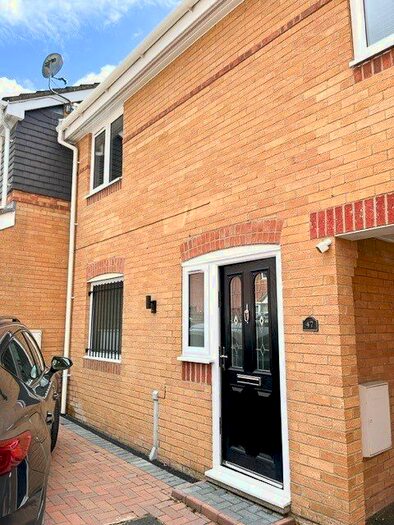 1 Bedroom Flat To Rent In Rycroft Meadow, Basingstoke, RG22