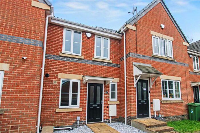 2 Bedroom Town House To Rent In Avocet Close, Heanor, DE75