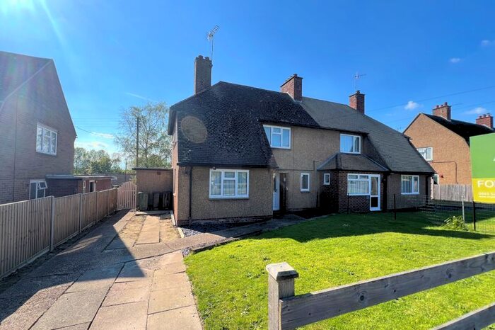 3 Bedroom Semi-Detached House For Sale In Fairfield Terrace, Hamstreet, Ashford, TN26