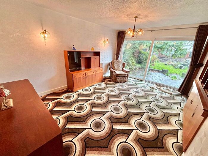 3 Bedroom Detached House For Sale In Clifton Drive, South Shore, FY4