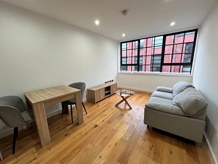 1 Bedroom Apartment To Rent In Cometworks, B1