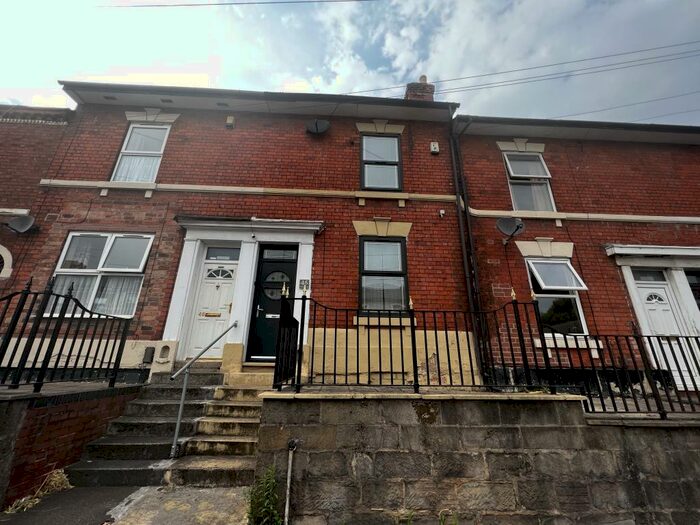 4 Bedroom House To Rent In Douglas Street, Derby, DE23