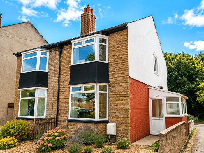 3 Bedroom Semi-Detached House For Sale In Leeds Road, Huddersfield, HD2