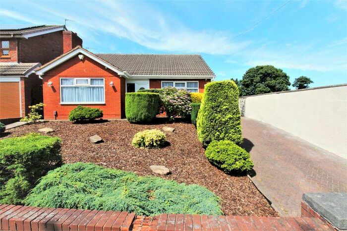 2 Bedroom Detached Bungalow To Rent In Hill Street, Upper Gornal, Dudley, DY3