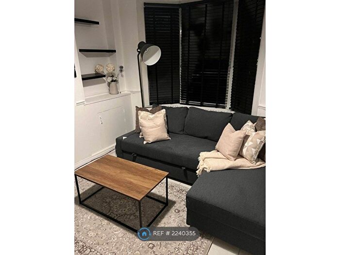 1 Bedroom Flat To Rent In Victoria Docks, London, E16