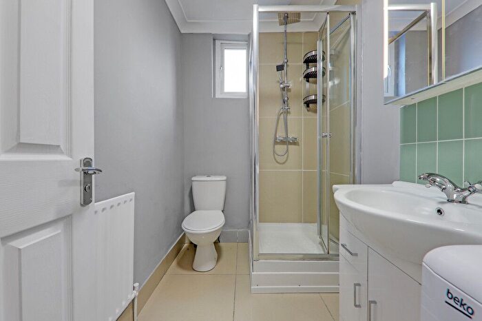 1 Bedroom Flat To Rent In Brighton Terrace, London, SW9