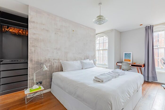 2 Bedroom Flat To Rent In Hedsor House, London, E2