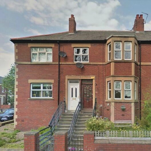 2 Bedroom Flat To Rent In Saltwell View, Gateshead, NE8