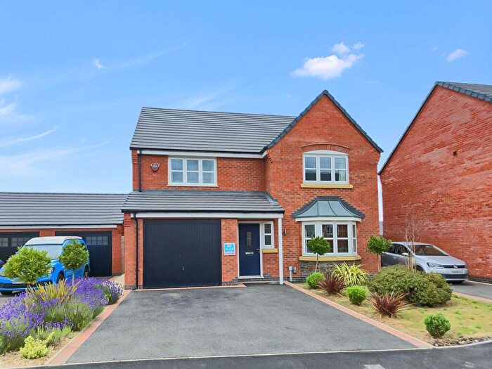 4 Bedroom Detached House For Sale In Pankhurst Way, Shepshed, Leicestershire, LE12
