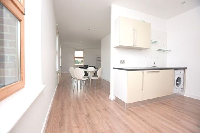 2 Bedroom Flat To Rent In Ecclesall Road, Sheffield, S11