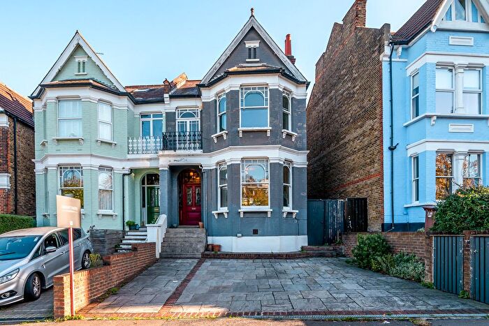 5 Bedroom Semi Detached House For Sale In Colney Hatch Lane, London, N10