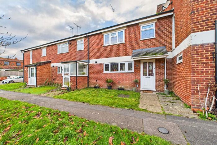 2 Bedroom Terraced House For Sale In Emm Close, Wokingham, Berkshire, RG41
