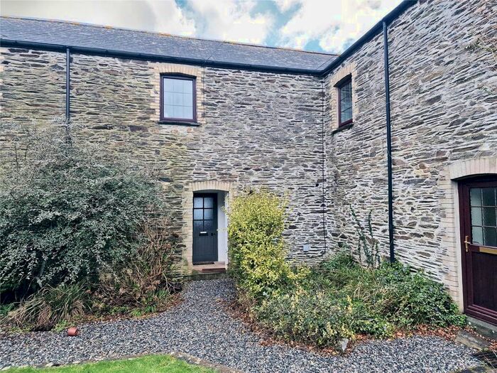 2 Bedroom Terraced House To Rent In Penmount, Truro, TR4