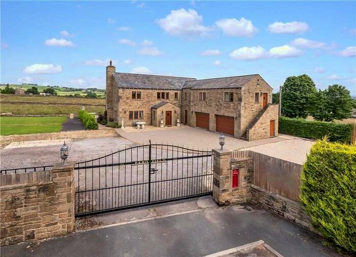 Houses for sale in Cullingworth, West Yorkshire