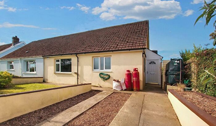 1 Bedroom Bungalow For Sale In Lon Yr Ysgol, Blaenporth, Cardigan, SA43