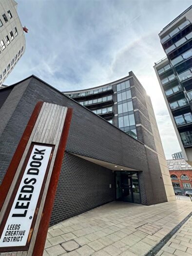 1 Bedroom Apartment For Sale In The Boulevard, Leeds, LS10
