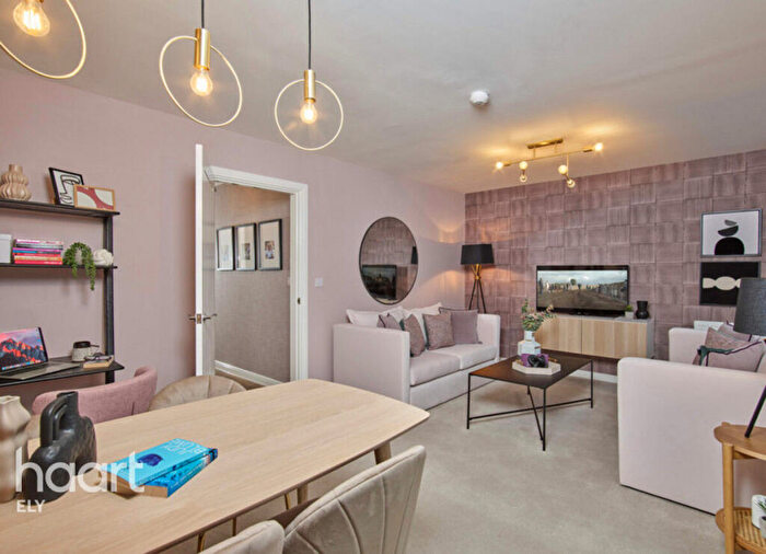 3 Bedroom Semi Detached House For Sale In Primrose Grove, Wimblington, PE15