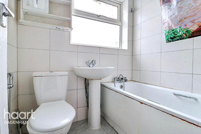 3 Bedroom Terraced House For Sale In Third Avenue, Dagenham, RM10