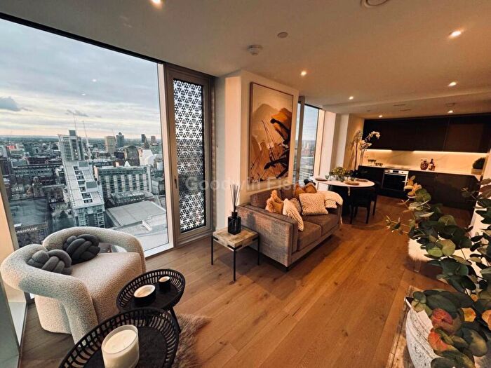 2 Bedroom Apartment To Rent In Viadux, Great Bridgewater Street, Manchester, M1