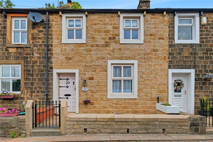 1 Bedroom Terraced House For Sale In Red Lion Street, Earby, Lancashire, BB18