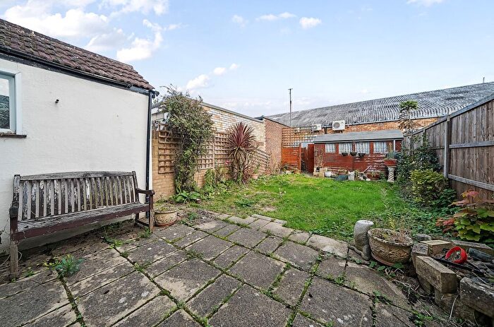 3 Bedroom Terraced House For Sale In Woldham Road, Bromley, BR2