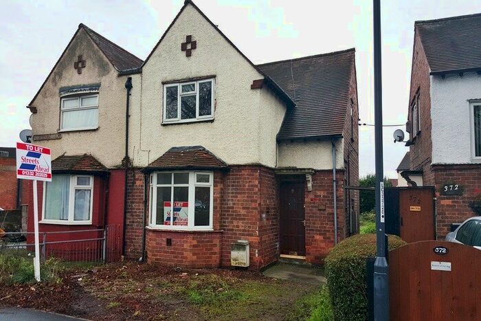 3 Bedroom Semi-Detached House To Rent In Osmaston Park Road, Allenton, Derby, DE24