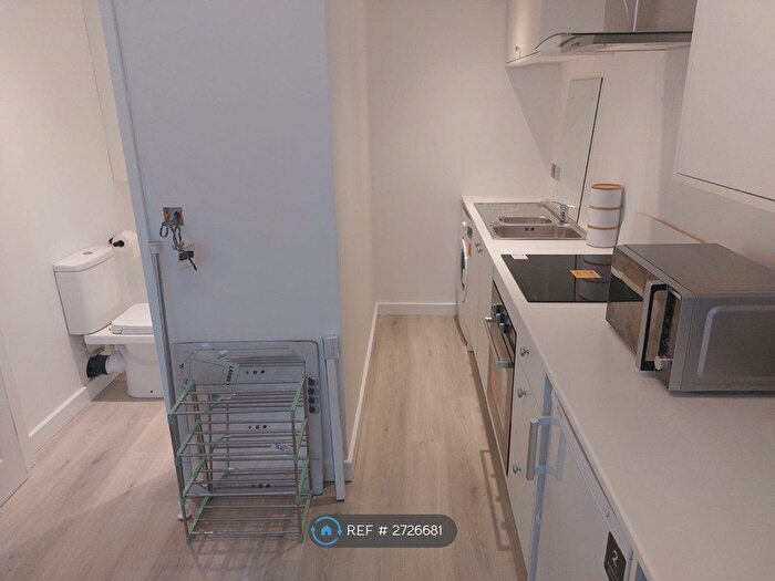 Studio To Rent In Bamber Bridge, Preston, PR5