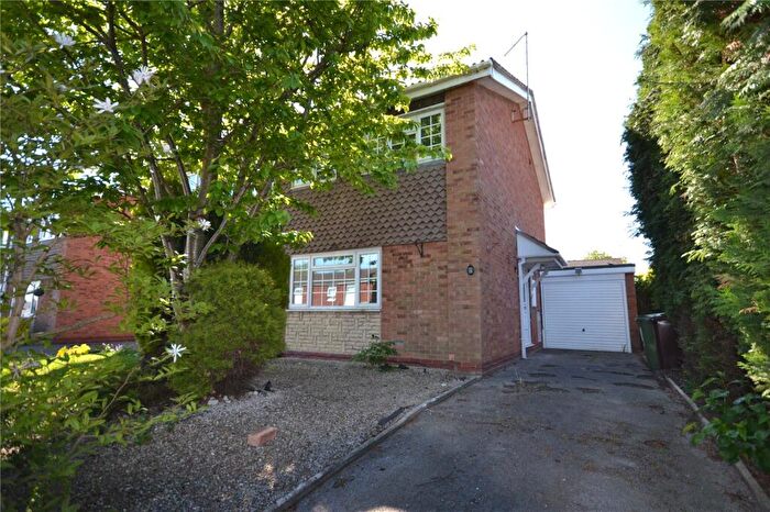 3 Bedroom Semi-Detached House For Sale In Trent Close, Stafford, Staffordshire, ST17