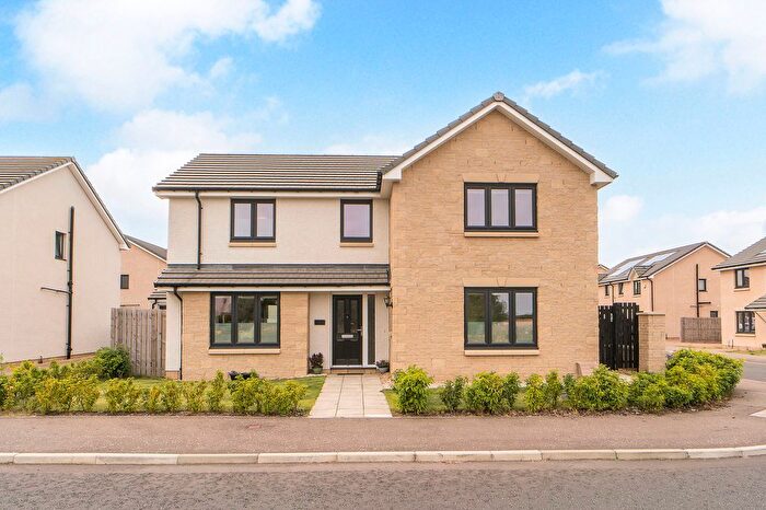 4 Bedroom Detached House For Sale In Grant Crescent, Macmerry, Tranent, East Lothian, EH33