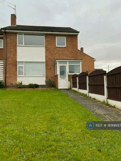 3 Bedroom End Of Terrace House To Rent In Greenbank Road, West Kirby, Wirral., CH48