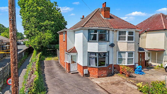 3 Bedroom Semi Detached House For Sale In Marshall Lake Road, Shirley, Solihull, B90