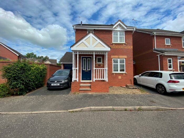 3 Bedroom House To Rent In Marchwood Close, Brockhill, Redditch, B97