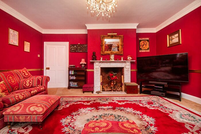 3 Bedroom Terraced House For Sale In Front Street, Tynemouth, North Shields, NE30