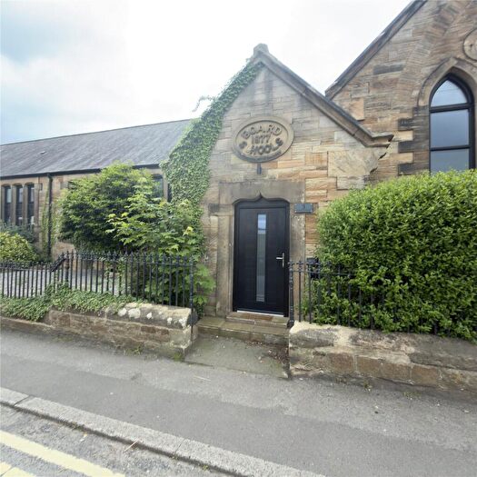 4 Bedroom Terraced House To Rent In Oakwood Court, Crook, DL15