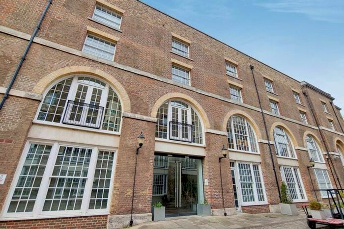 1 Bedroom Flat To Rent In The Highway, Wapping, London, E1W
