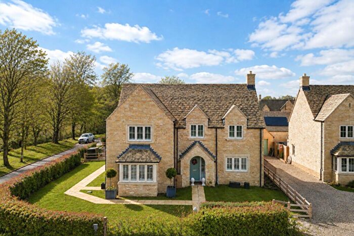 4 Bedroom Detached House For Sale In Oak Road, Down Ampney, Cirencester, Gloucestershire, GL7