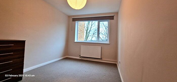 2 Bedroom Flat To Rent In Crouch Hill, London, N4