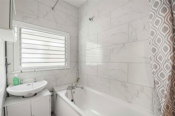 3 Bedroom Terraced House For Sale In Honeybrook Road, Balham, SW12