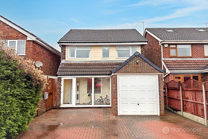 4 Bedroom Detached House For Sale In Oberon Close, Whitestone, Nuneaton, CV11