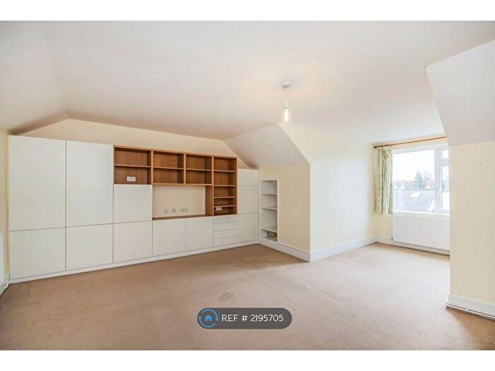 1 Bedroom Flat To Rent In Clyde Road, Wallington, SM6