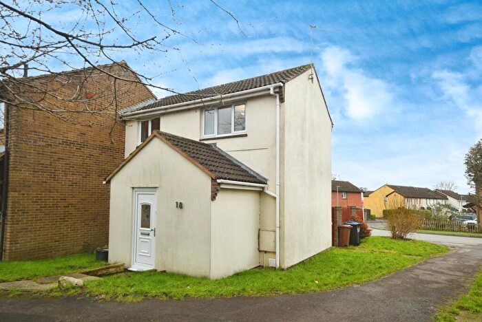 2 Bedroom End Of Terrace House For Sale In Buckingham Road, Chippenham, SN15