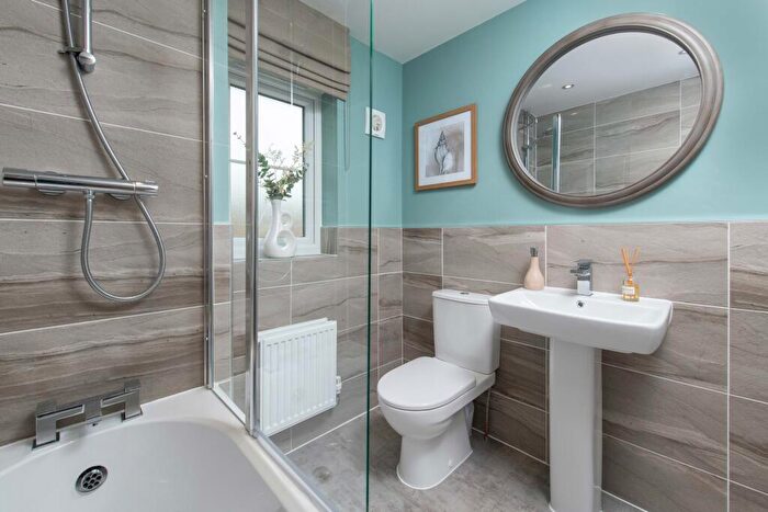 3 Bedroom Detached House For Sale In Tansy Road, Priors Hall Park, Corby, Northamptonshire, NN17