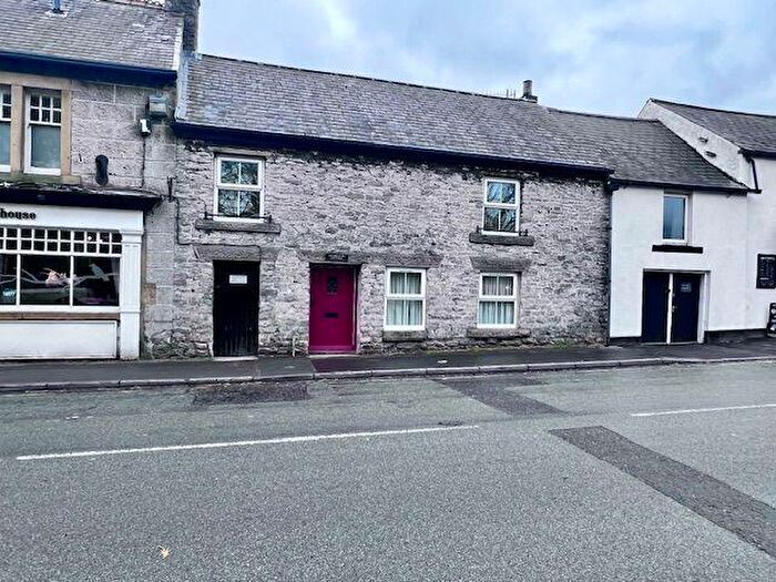 2 Bedroom Cottage For Sale In Wilson Eyre Cottage How Lane Castleton, S33
