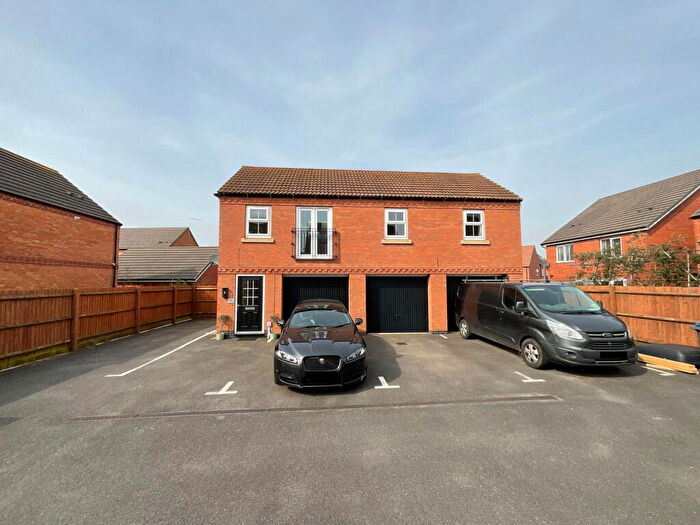 2 Bedroom Coach House For Sale In Angell Drive, Market Harborough, LE16