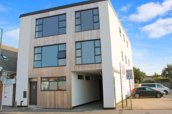 2 Bedroom Apartment For Sale In Tempest House, Queens Road, Farnborough, GU14