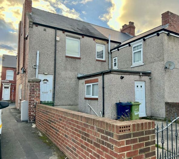 2 Bedroom Flat To Rent In Lilywhite Terrace, Easington Lane, DH5