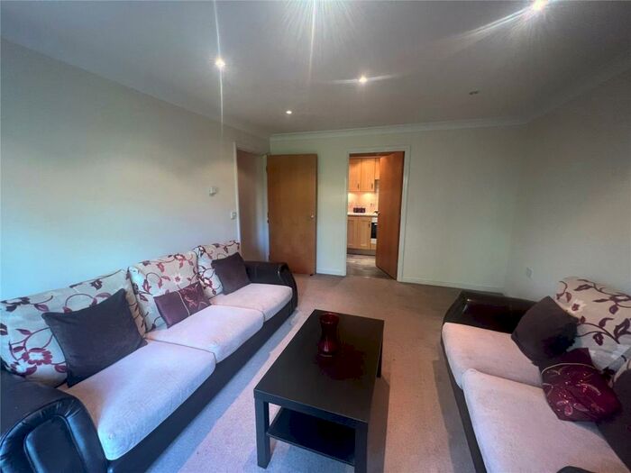 2 Bedroom Apartment To Rent In Copthorne Common Road, Copthorne